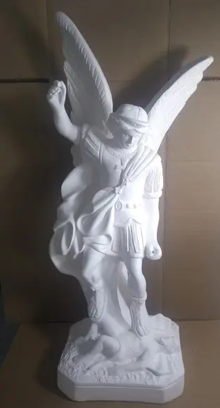São Miguel Arcanjo Imagem do Anjo Miguel em Gesso Cru