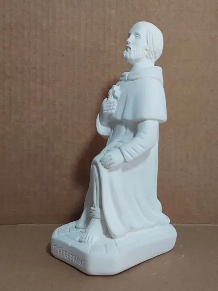 São Peregrino Imagem do Santo São Pelegrino Escultura Gesso