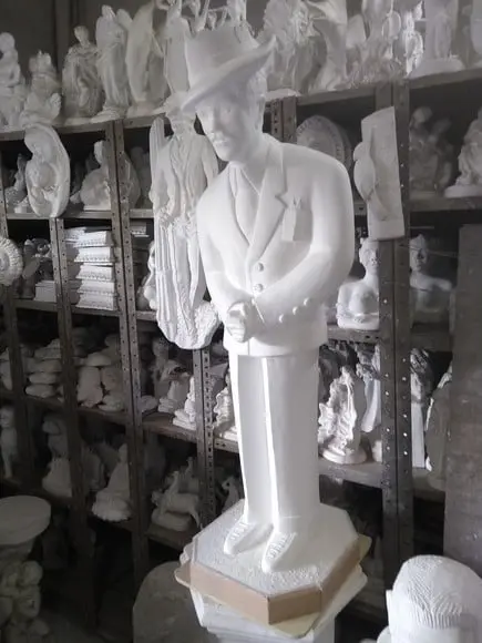 Zé Pelintra Imagem Zé Pelintra em Gesso Cru 1 Metro Altura
