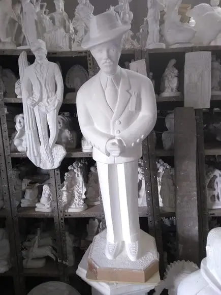 Zé Pelintra Imagem Zé Pelintra em Gesso Cru 1 Metro Altura