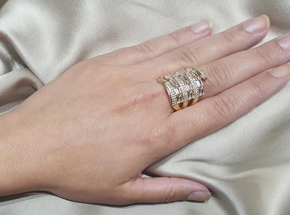 Anel Banhado a Ouro 18k com Zircônias