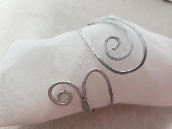Bracelete Aramado Prateado