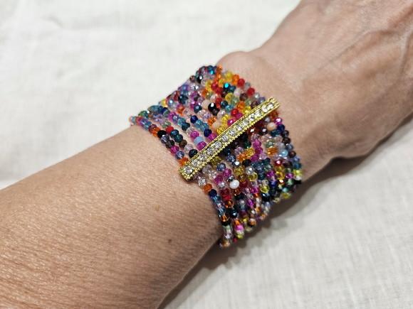 Bracelete Dourado com Cristais Coloridos