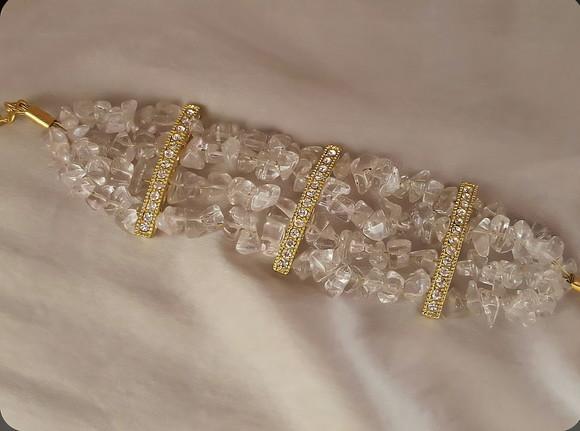 Bracelete Dourado com Cristais Incolores