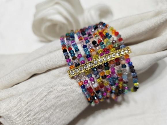 Bracelete Dourado com Cristais Coloridos