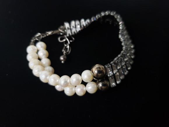 Bracelete Grafite com Cristais e Pérolas Naturais