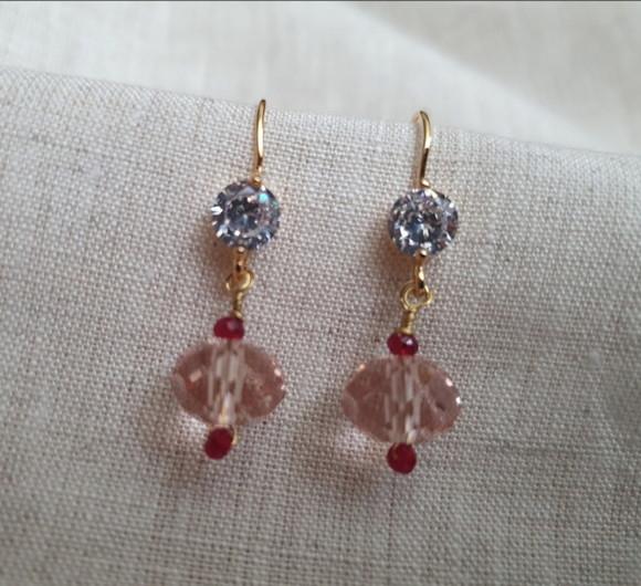 Brinco Anzol com Cristal Rose de France