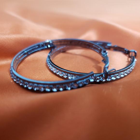 Brinco Argola com Cristais Incolores - 5cm