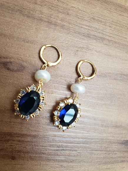 Brinco Argola com Pérola Natural e Cristal Azul Safira