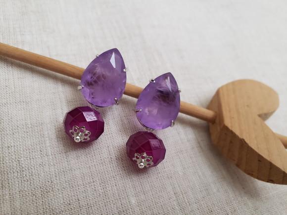Brinco Banhado a Prata com Cristal Lavanda