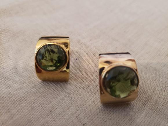 Brinco Banhado com Cristal Verde Esmeralda