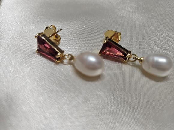 Brinco de Pérola Natural e Cristal Cherry