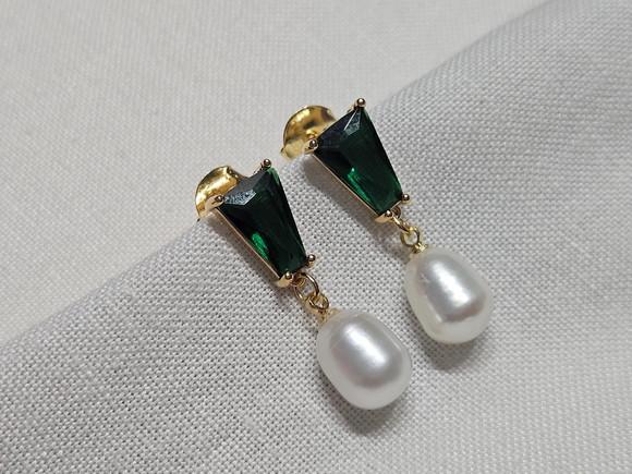 Brinco de Pérola Shell e Cristal Turmalina Morion