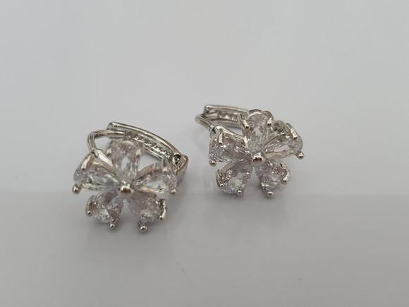 Brinco de Prata Argola com Cristais Transparentes
