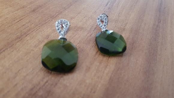 Brinco de Prata e Cristal Turmalina