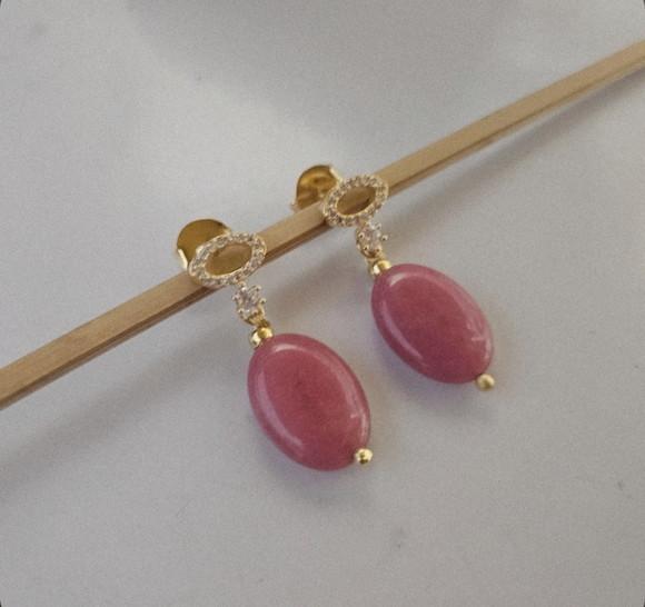Brinco Dourado com Mini Cristais e Pedra Natural Jade Rosa