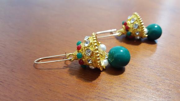 Brinco Gancho de Strass, Cristais e Pérolas