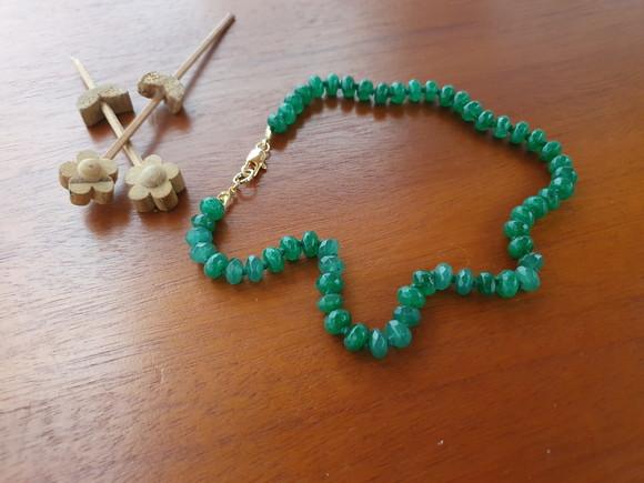 Chocker de Jade Verde Esmeralda