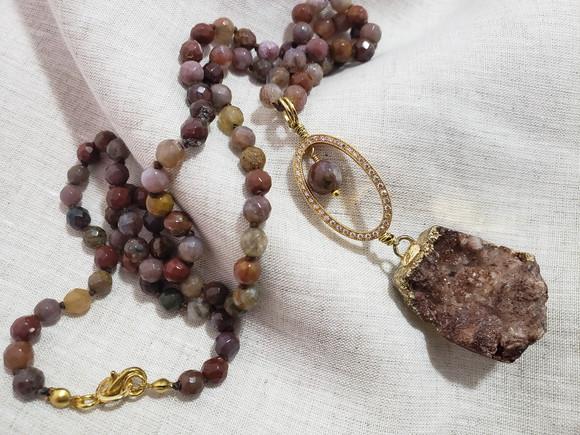 Colar Banhado de Pedra Natural Ágata Indiana e Drusa Bruta