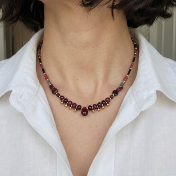 Colar Choker com Pedras Granada e Cristal Rubi