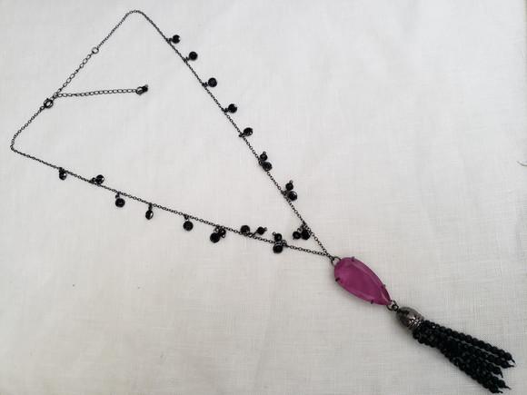 Colar com Cabochão e Franja de Cristais