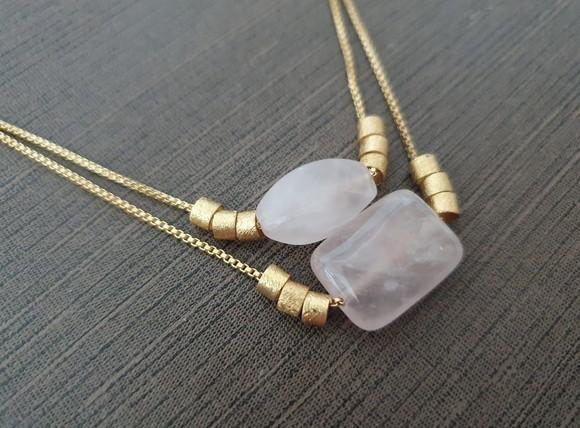 Colar com Pedra Natural Quartzo Rosa