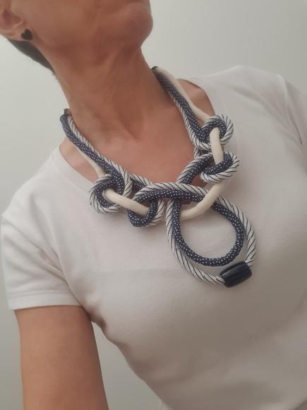 Colar De Corda Encapado