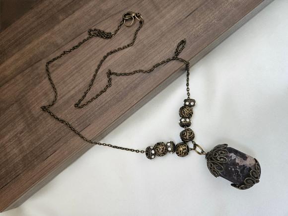 Colar de Corrente com Pingente de Pedra Natural Ametista
