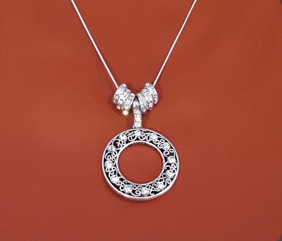 Colar de Corrente de Prata com Mandala e Cristais
