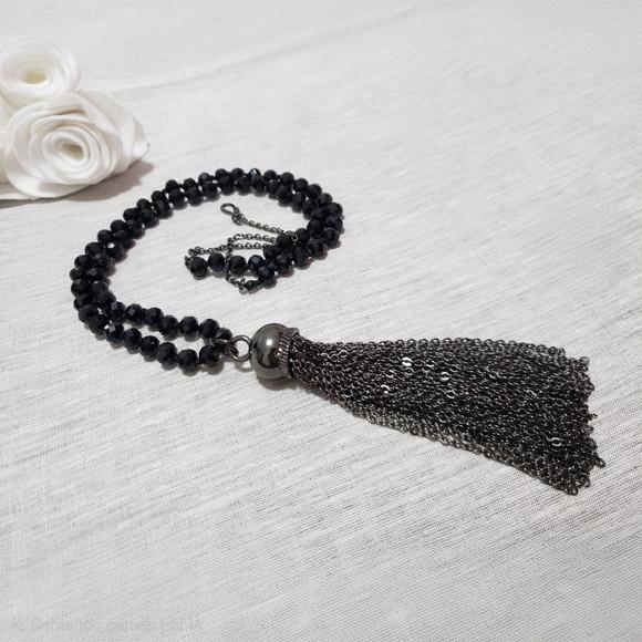 Colar de Cristais Preto com Franja de Correntes