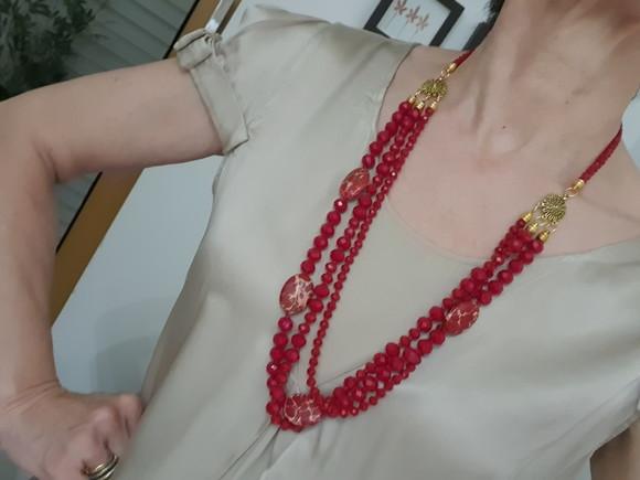 Colar de Cristal Vermelho