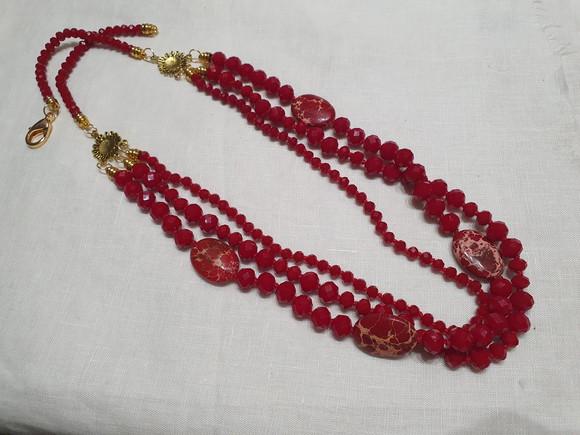Colar de Cristal Vermelho