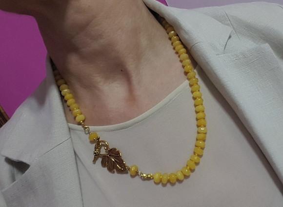 Colar de Jade Amarelo