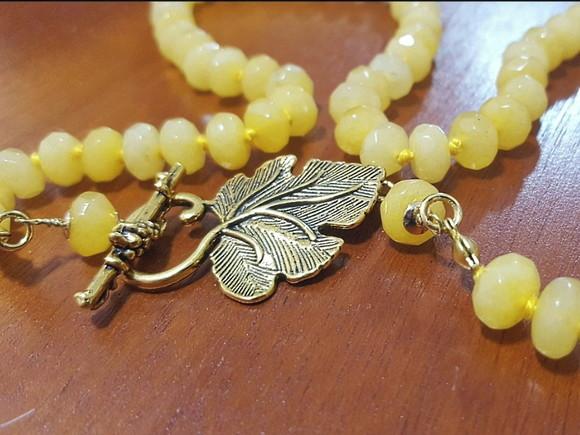 Colar de Jade Amarelo