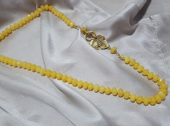 Colar de Jade Amarelo