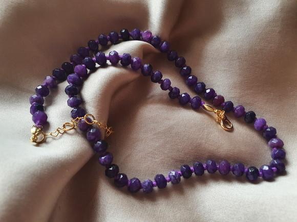 Colar de Jade Roxo