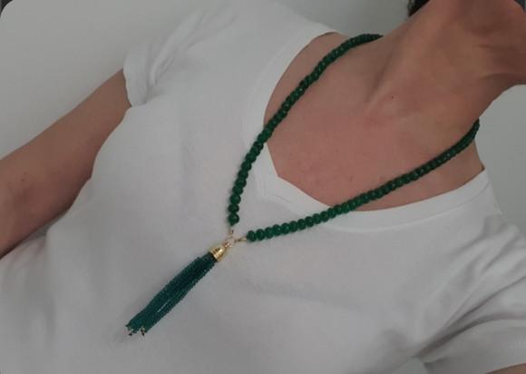 Colar de Jade Verde Esmeralda e Tassel