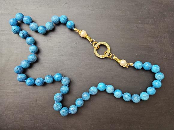 Colar de Pedra Coral Azul Turquesa