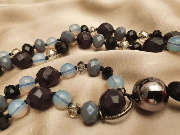 Colar de Pedra Natural Opala e Cristal Preto e Cinza