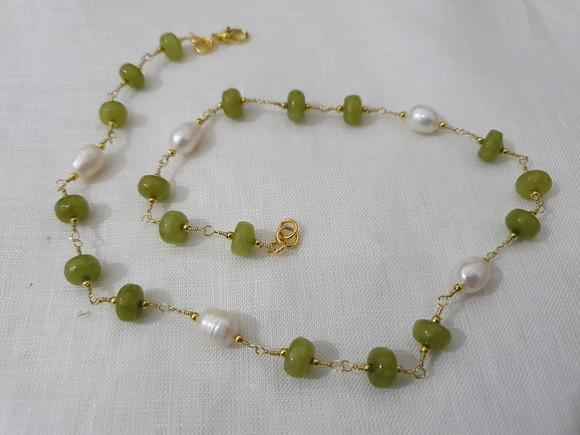 Colar de Pedras Peridoto com Pérolas