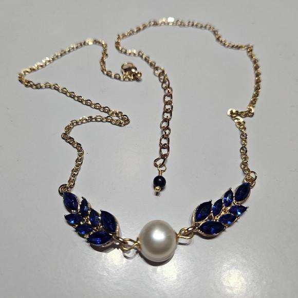 Colar de Pérola Natural e Cristais Azul Royal