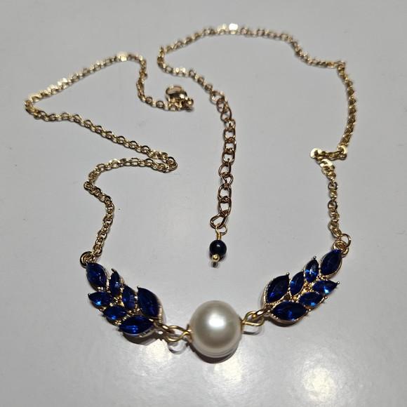 Colar de Pérola Natural e Cristais Azul Royal