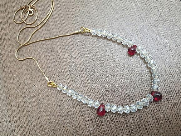 Colar Dourado Banhado com Cristal Rubi e Incolor