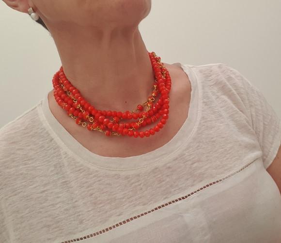 Colar Dourado com Cristais Laranja