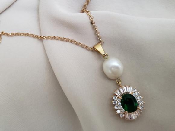Colar Elo Português com Pérola Natural e Cristal Verde