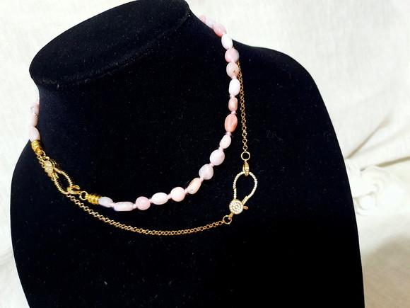 Colar Quatro em Um de Pedras Naturais Morganite e Corrente