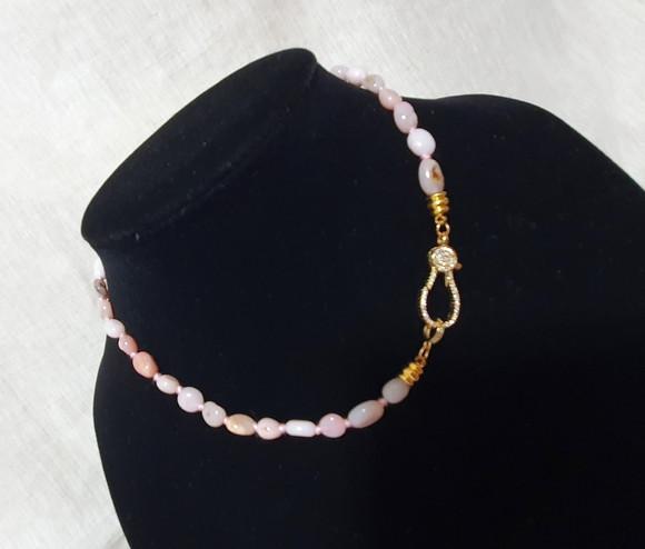 Colar Quatro em Um de Pedras Naturais Morganite e Corrente