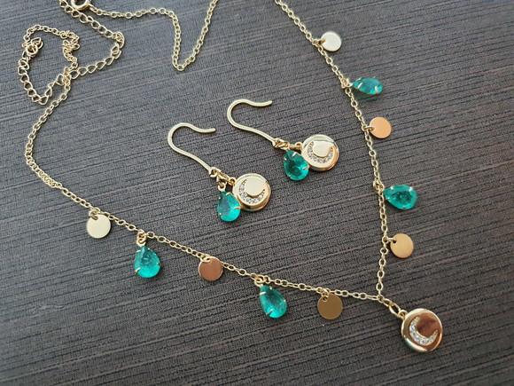 Conjunto de Brinco e Colar Banhados com Cristais Esmeralda