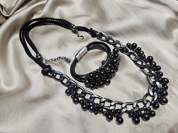 Conjunto de Colar de Corrente e Pulseira com Bolas Grafite