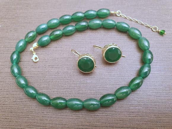 Conjunto de Colar e Brinco de Pedra Natural Jade